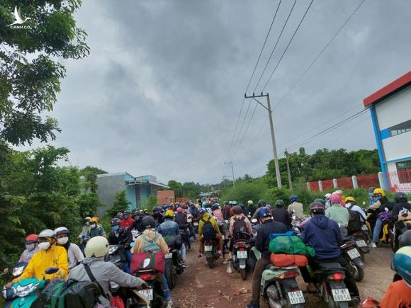 Gần 10.000 người từ vùng dịch đăng ký về Đắk Lắk - Ảnh 1.