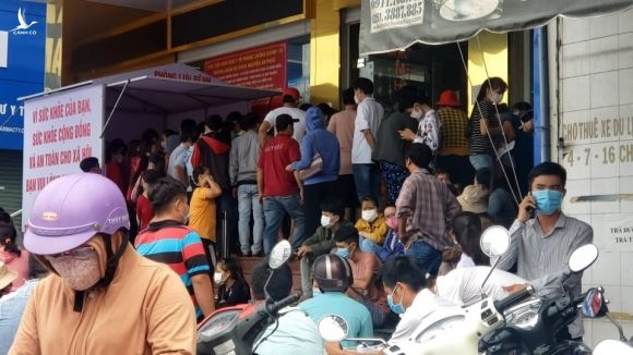 Khổ vì giấy xét nghiệm Covid-19