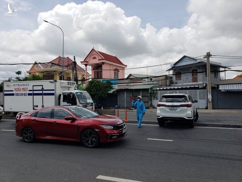 Hàng trăm người rời TP.HCM về các tỉnh Tây Nguyên phải quay đầu xe - ảnh 4