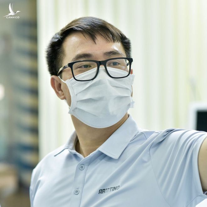 Việt Nam chế tạo thành công máy thở oxy dòng cao: Giúp 60 - 70% bệnh nhân Covid-19 hồi phục, không phải thở máy - Ảnh 3.