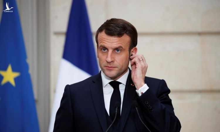 Tổng thống Pháp Emmanuel Macron phát biểu tại cung điện Elyse, Paris, hồi tháng 1/2020. Ảnh: Reuters.