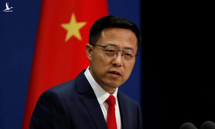 Phát ngôn viên Bộ Ngoại giao Trung Quốc Triệu Lập Kiên trong cuộc họp báo ở Bắc Kinh hồi tháng 9/2020. Ảnh: Reuters.