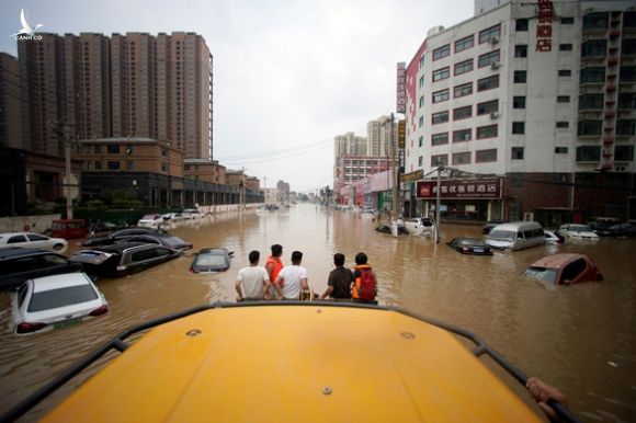 Mưa lũ ở Trung Quốc: 33 người chết, thiệt hại 4.342 tỉ đồng, dự báo mưa lớn tiếp - Ảnh 3.