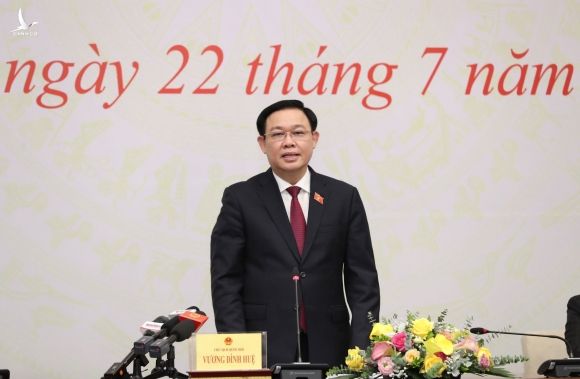 Chủ tịch Quốc hội Vương Đình Huệ chia sẻ cảm xúc lần thứ hai được bầu - Ảnh 1.