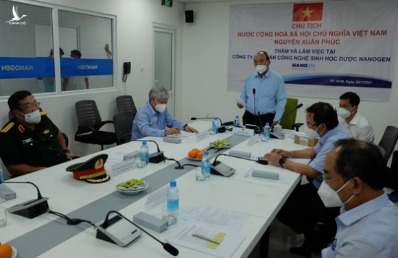 Chủ tịch nước Nguyễn Xuân Phúc yêu cầu Bộ Y tế cấp phép sớm cho vắc xin Nano Covax - Ảnh 4.