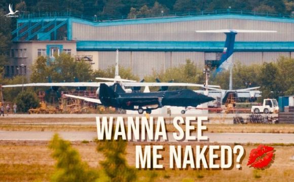 Nga ra mắt máy bay mới với dòng chữ đầy khêu gợi: "Bạn muốn nhìn thấy tớ khỏa thân không?"