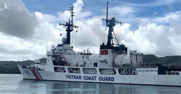 Tàu tuần duyên Mỹ chuyển giao cho Việt Nam cập cảng an toàn