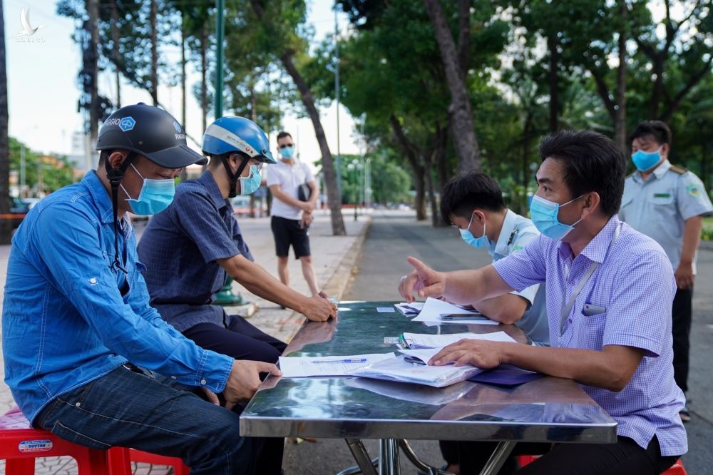 cu dan chung cu ngo lo chi thi 16 anh 2