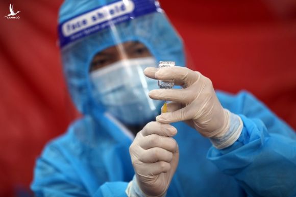 TP.HCM: Cho Tập đoàn Vingroup mượn 5.000 liều vắc xin Covid-19 là hợp tình, hợp lý - ảnh 1