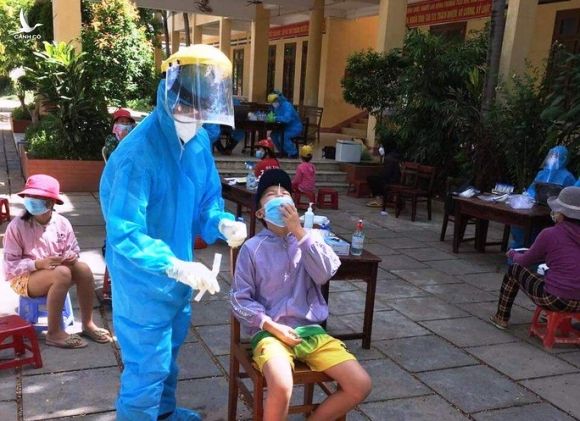 Phú Yên vượt 1.000 người nhiễm Covid-19, 8 bệnh nhân tử vong - Ảnh 1.