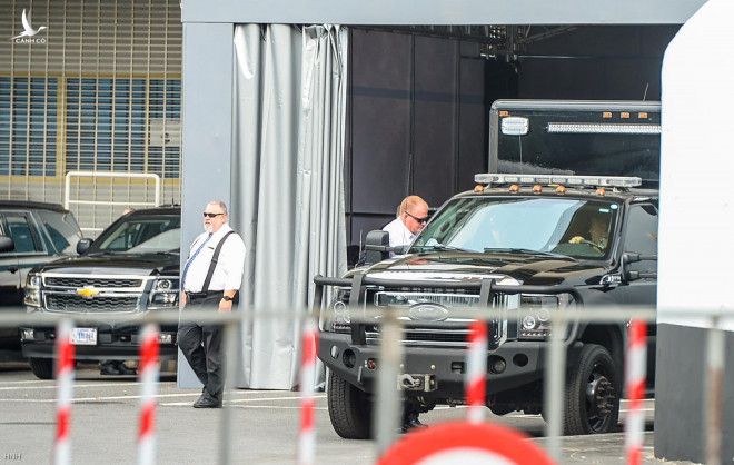CLIP: Dàn xe đặc chủng của mật vụ Mỹ tháp tùng Phó Tổng thống Kamala Harris tại Hà Nội - 3