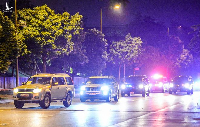 CLIP: Dàn xe đặc chủng của mật vụ Mỹ tháp tùng Phó Tổng thống Kamala Harris tại Hà Nội - 7