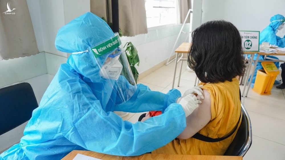 Tiêm vắc xin cho đối tượng ưu tiên tại TP.Biên Hòa, Đồng Nai /// ĐỨC NGUYỄN