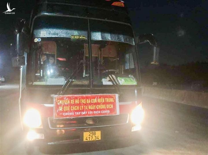 Phát hiện 2 xe khách chở 'chui' 35 người từ vùng dịch về Quảng Bình - 2