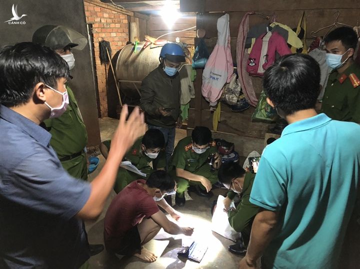 Bắt thanh niên quay clip tống tiền doanh nghiệp ở Đắk Nông - 2