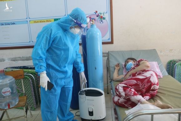 ‘Bệnh viện dã chiến tuyến huyện’ ở TP.HCM chữa khỏi cả ngàn F0 - Ảnh 5.