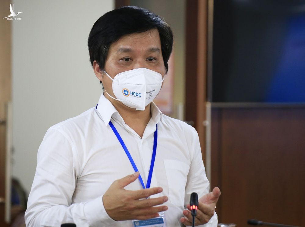 Phó giám đốc phụ trách Trung tâm kiểm soát bệnh tật TP HCM Nguyễn Hồng Tâm. Ảnh: Hữu Công
