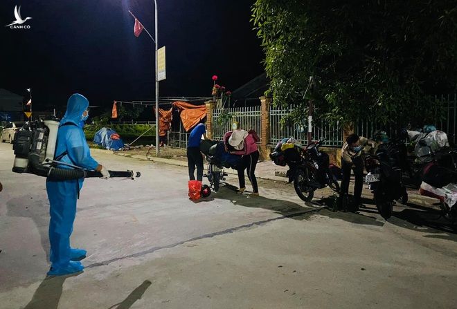Có tình trạng biến nơi cách ly thành khu nhà vui vẻ - 1