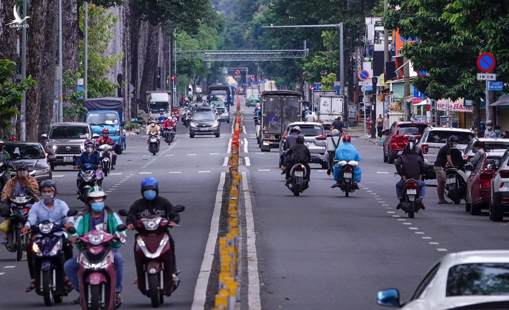 duong pho TP.HCM dong duc anh 7