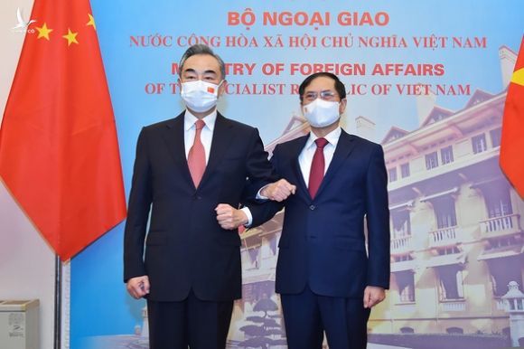 Việt Nam và Trung Quốc nhất trí kiểm soát bất đồng, duy trì hòa bình Biển Đông - Ảnh 1.