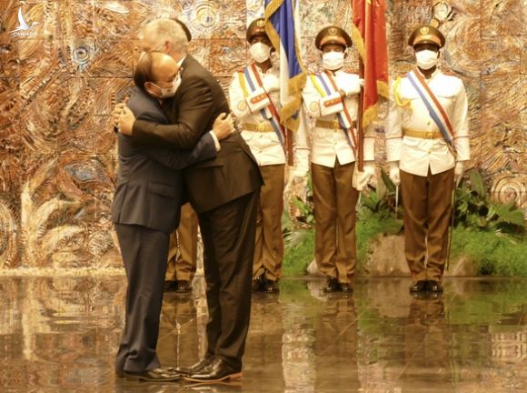 Chủ tịch nước Nguyễn Xuân Phúc: Việt Nam - Cuba đoàn kết, nhất định thắng - Ảnh 2.