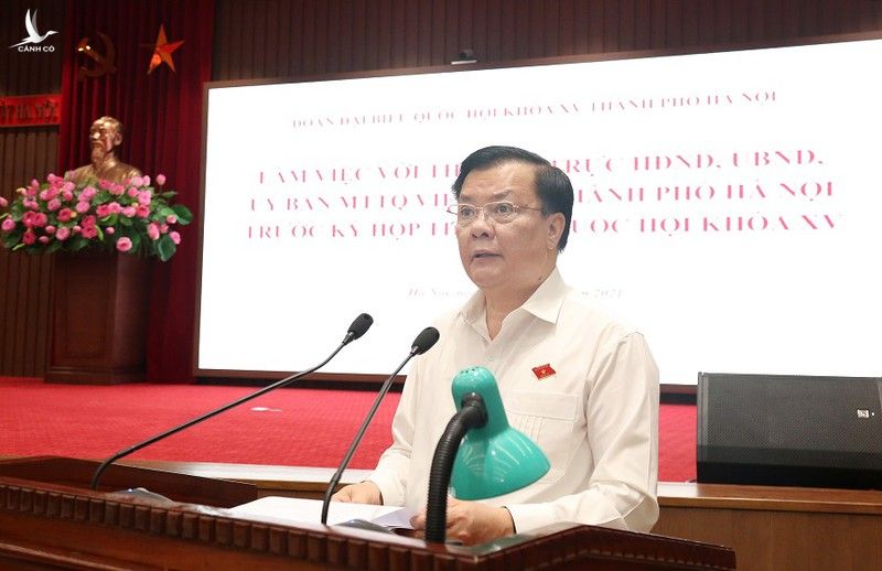 Bộ trưởng GD&ĐT đề nghị cho học sinh ngoại thành Hà Nội đến trường - ảnh 2