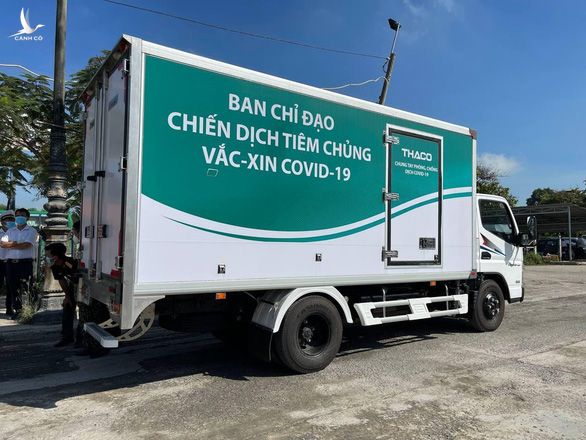 Campuchia trao 200.000 liều vắc xin Sinopharm cho Việt Nam - Ảnh 4.