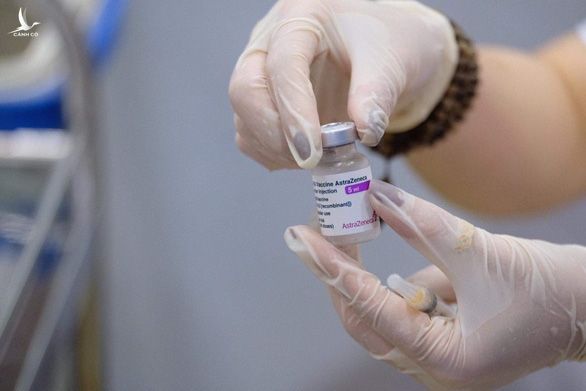 Chính phủ đồng ý mua lại 400.000 liều vắc xin AstraZeneca từ Hungary - Ảnh 1.
