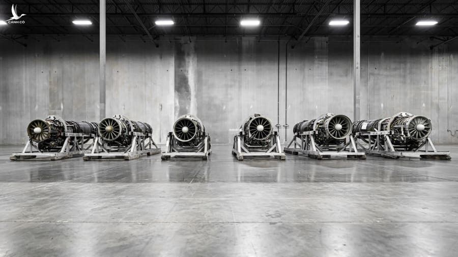 Hermeus sử dụng động cơ tuốc bin phản lực General Electric J85 làm cơ sở thử nghiệm cho thiết kế động cơ siêu thanh của mình. Ảnh: Hermeus