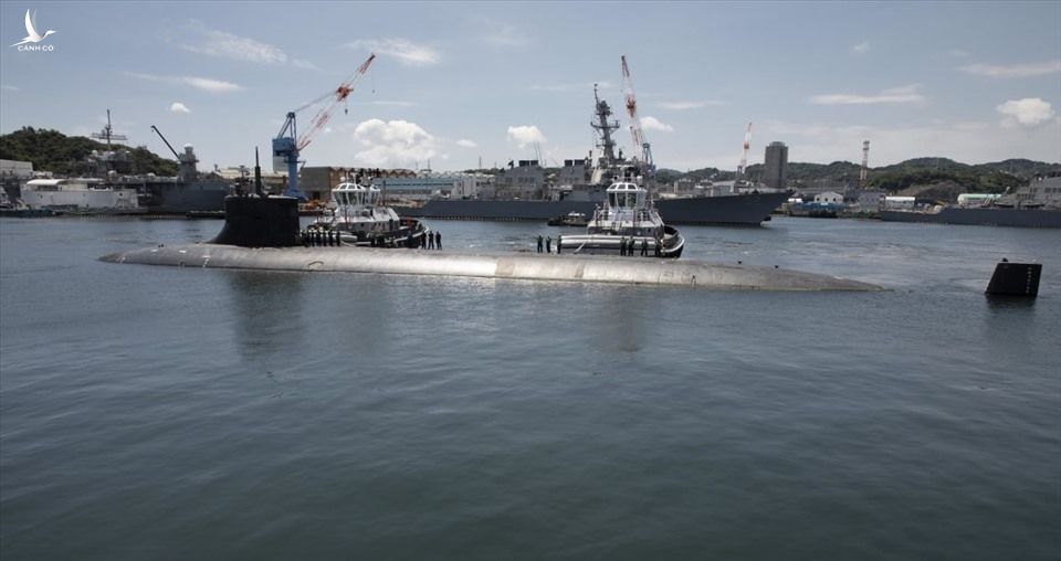 Tàu ngầm USS Connecticut cập cảng Yokosuka, Nhật Bản ngày 31.7.2021. Ảnh: Hải quân Mỹ
