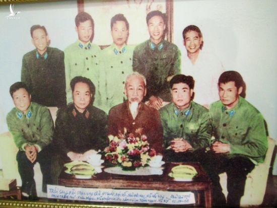 Nguyễn Hồng Nhị - Phi công tài ba: Sư đoàn trưởng duy nhất của KQVN được phong Thiếu tướng - Ảnh 4.