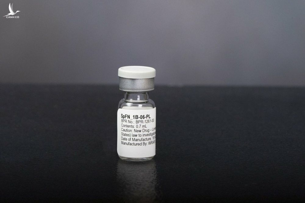 Một lọ vaccine SpFN đang trong quá trình thử nghiệm tại Mỹ. Ảnh: US Army