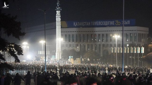 Ông Tập Cận Bình dành lời khen cho Kazakhstan trước làn sóng biểu tình