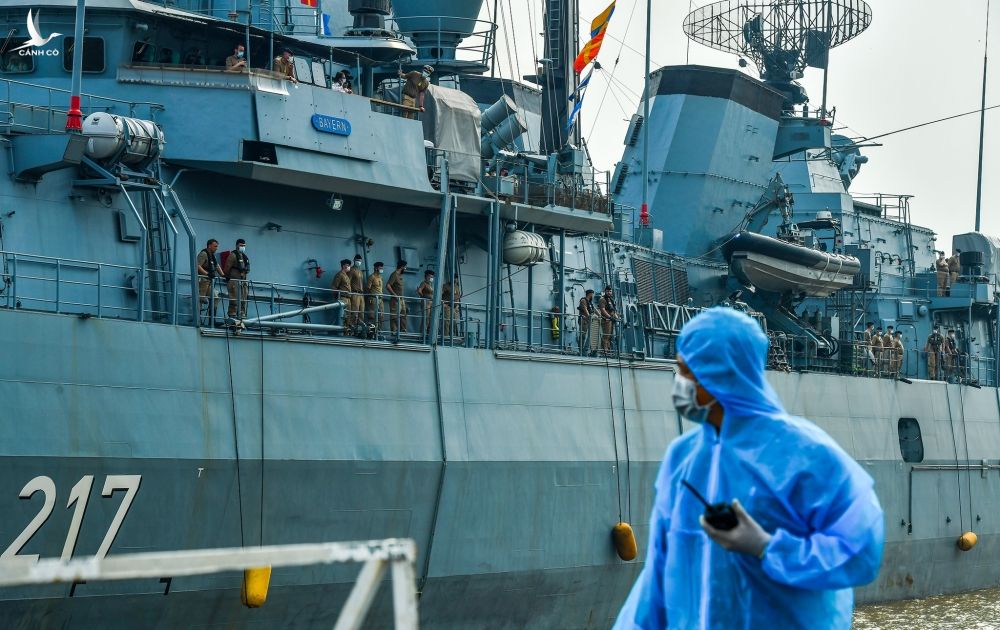 Tau chien Duc tham Viet Nam anh 4