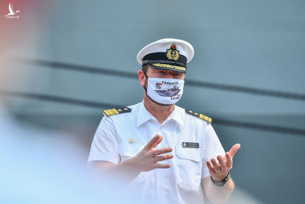 Tau chien Duc tham Viet Nam anh 10