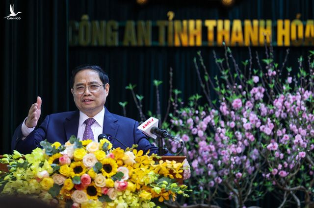 Thủ tướng dâng hương tưởng niệm Chủ tịch Hồ Chí Minh, thăm và chúc Tết tại tỉnh Thanh Hóa - Ảnh 5.
