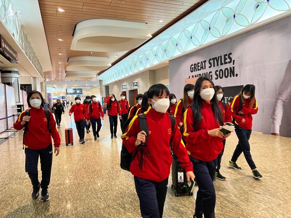 Chào đón tuyển nữ Việt Nam trở về quê hương với suất World Cup lịch sử - ảnh 6