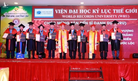 Phó Chủ tịch tỉnh Lâm Đồng Phạm S được vinh danh kỷ lục gia thế giới - ảnh 2