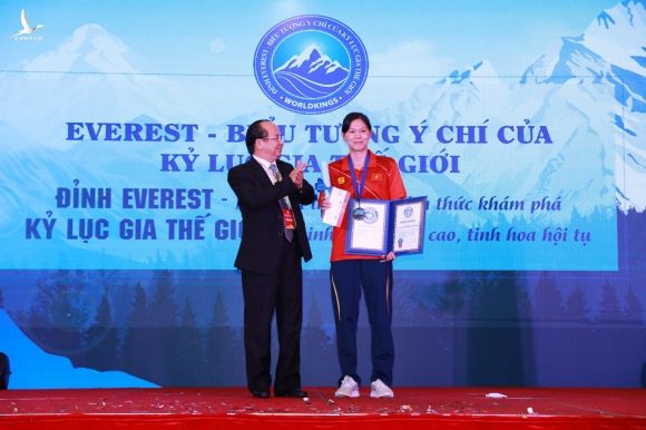 Phó Chủ tịch tỉnh Lâm Đồng Phạm S được vinh danh kỷ lục gia thế giới - ảnh 4
