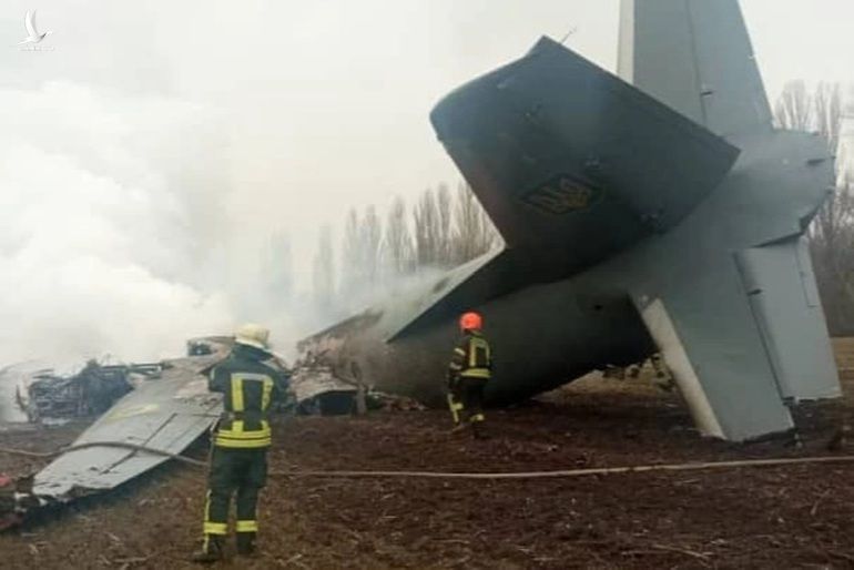 Rơi máy bay liên tiếp khi chiến sự nóng rực khắp Ukraine - 2