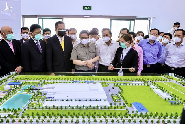 Thủ tướng đề nghị các nhà đầu tư nâng tỷ lệ nội địa hóa, cùng Việt Nam xây dựng nền kinh tế độc lập, tự chủ - Ảnh 5.