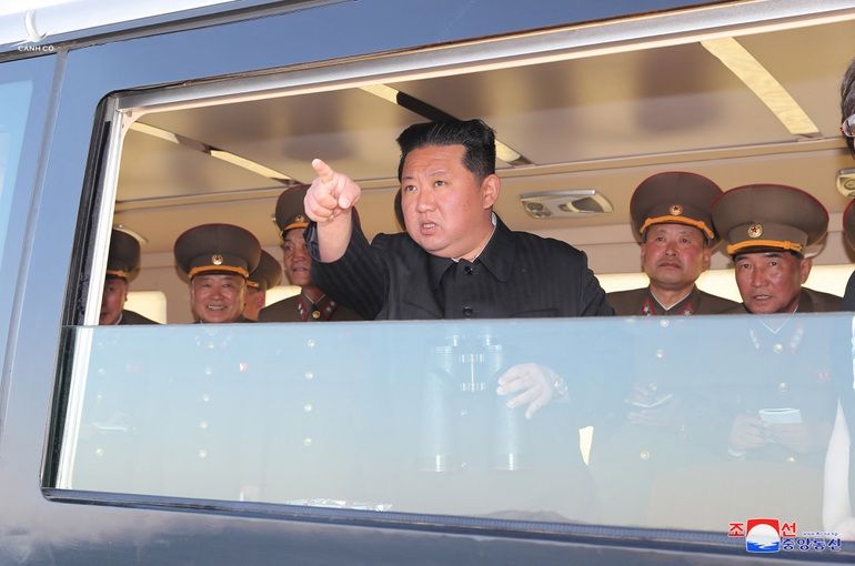 Triều Tiên tuyên bố sở hữu sức mạnh bất khả chiến bại - 1