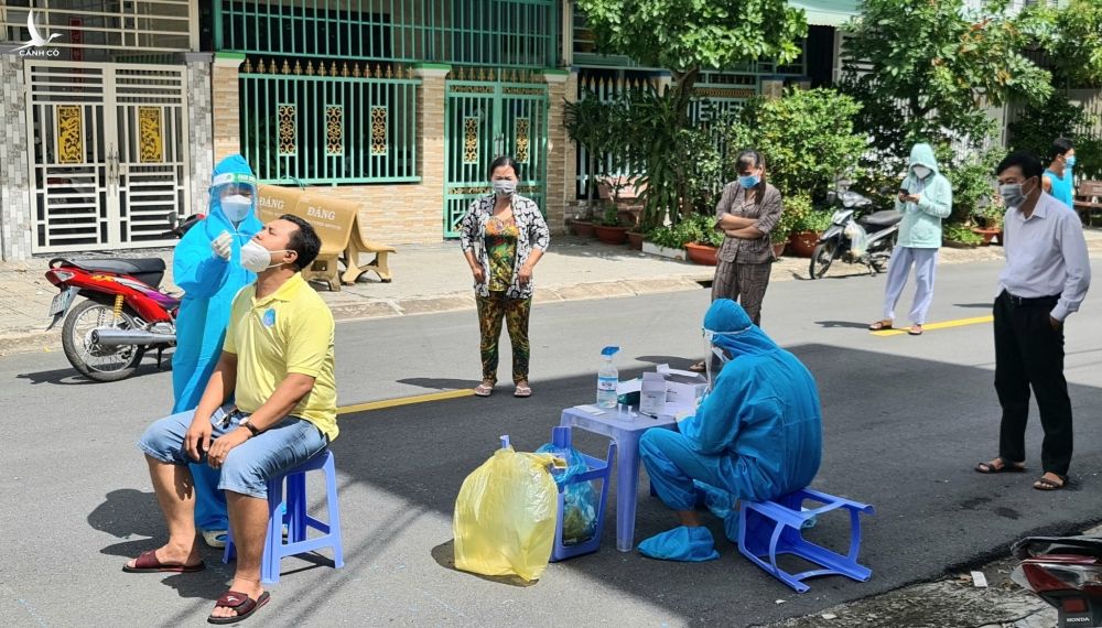 CDC Bạc Liêu mua kit test Việt Á hơn 23,7 tỉ đồng: Chuyển cơ quan điều tra - ảnh 1