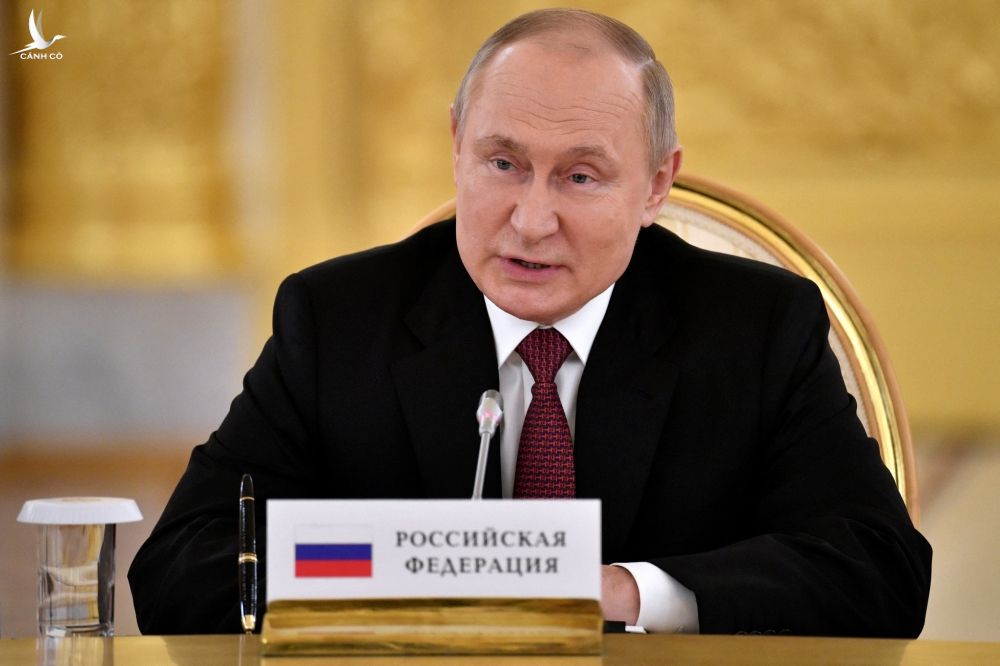Tổng thống Putin: Nga sẽ đáp trả nếu NATO tăng cường sức mạnh ở Bắc Âu - ảnh 1