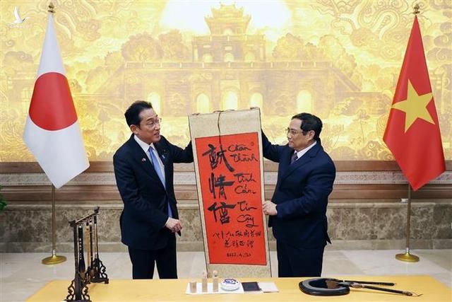 Thủ tướng Nhật Bản Kishida Fumio thăm Việt Nam: 'Chân thành, Tình cảm, Tin cậy' - Ảnh 2.