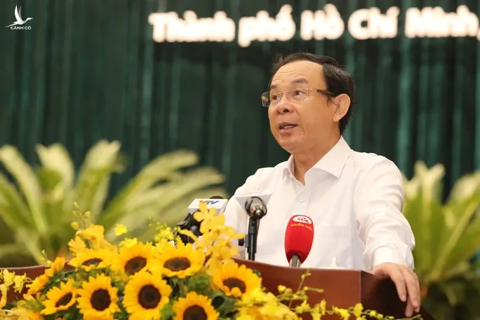 Bí thư Thành ủy TP.HCM Nguyễn Văn Nên phát biểu khai mạc hội nghị.