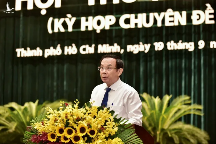 Bí thư Thành ủy TP.HCM Nguyễn Văn Nên phát biểu tại kỳ họp thứ 11, HĐND TP.HCM khóa X.