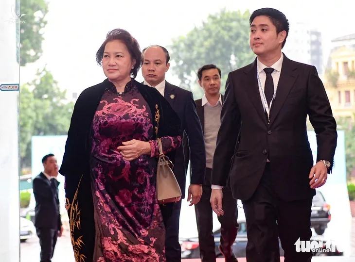 Nguyên chủ tịch Quốc hội Nguyễn Thị Kim Ngân đến dự phiên trọng thể.