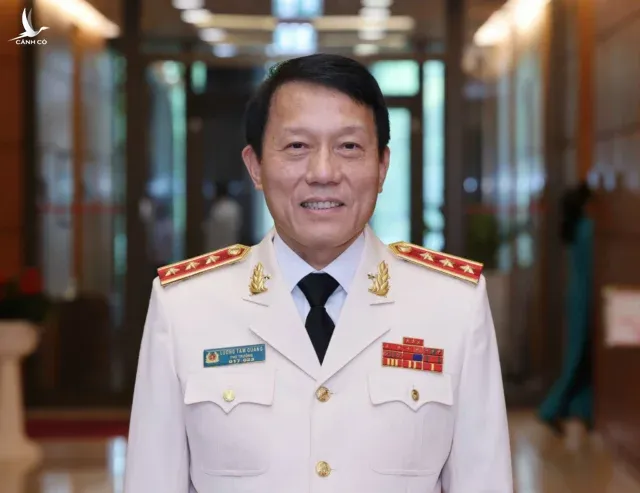 Bộ trưởng Công an Lương Tam Quang.