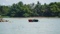 Chìm thuyền trên sông Đồng Nai, 13 người gặp nạn